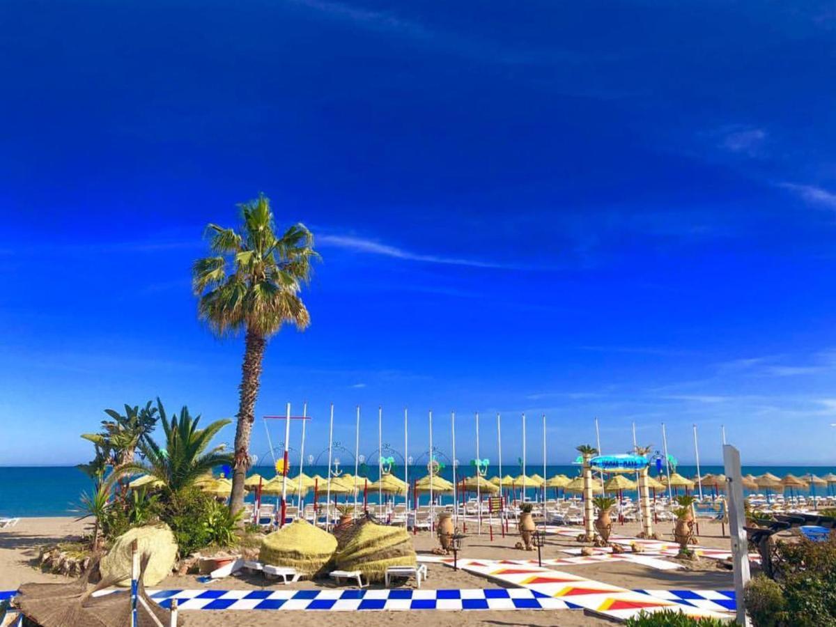 Paris Architecture - Torremolinos Appartement Buitenkant foto
